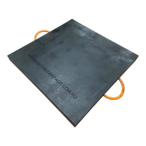 800mm Square Outrigger Pad with dual handles.
